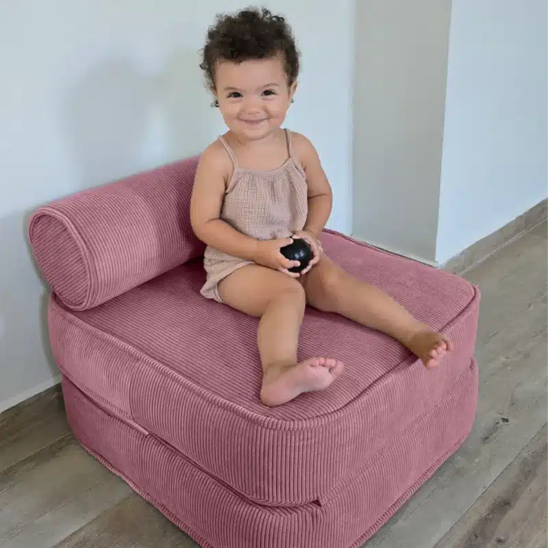 כורסת ילדים נפתחת בצבע ורוד פודרה